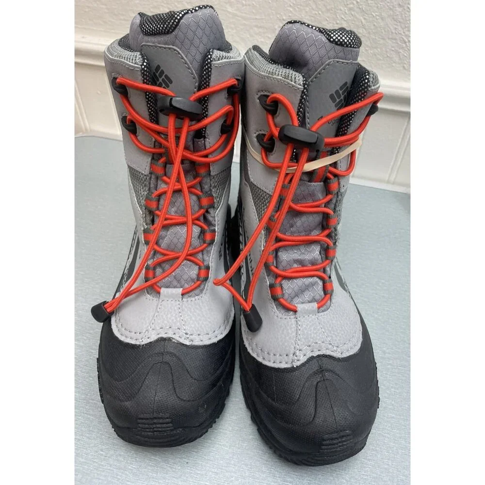 YOUTH COLUMBIA Winter Snow Bugaboot 400 Grams Waterproof Omni-Heat size 4